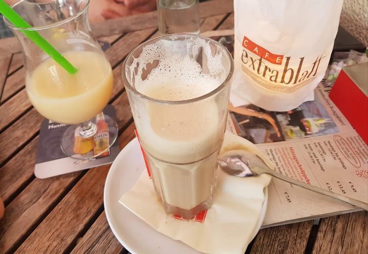 Cafe Extrablatt